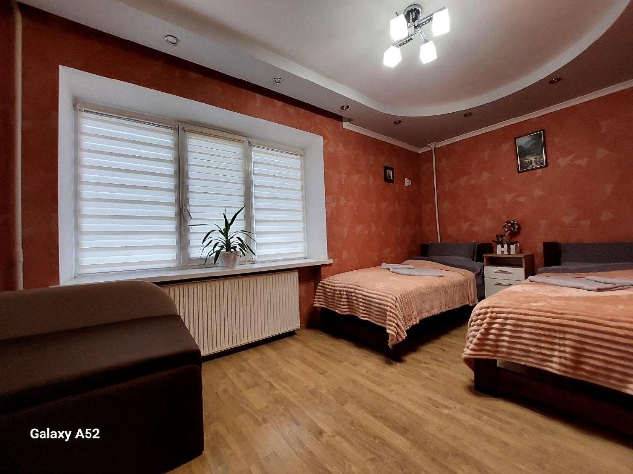 Подобова Оренда Двокімнатної Квартири Старичі Exterior photo